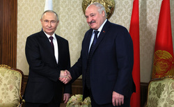 Путин поблагодарил Лукашенко за содействие при обмене заключенными с США