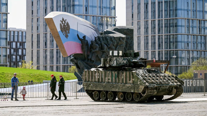 На выставку трофейной техники НАТО в Тюмени пришло рекордное число гостей